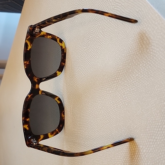 DIFF Carson Amber Tortoise Blue Steel Gradient Polarized Sunglasses - Picture 6 of 14